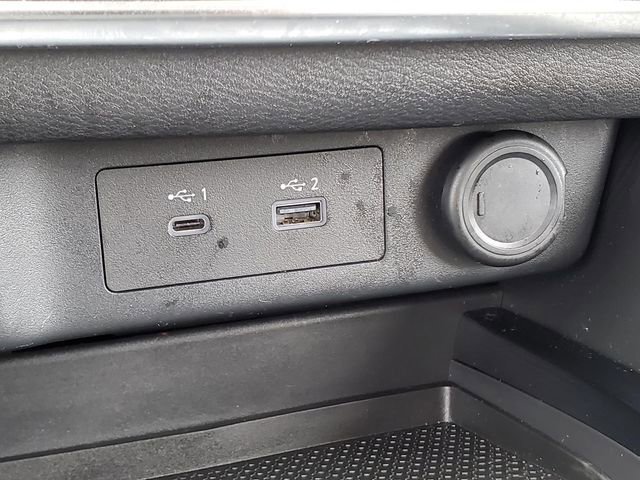 Certified 2023 Nissan Rogue SV image 24