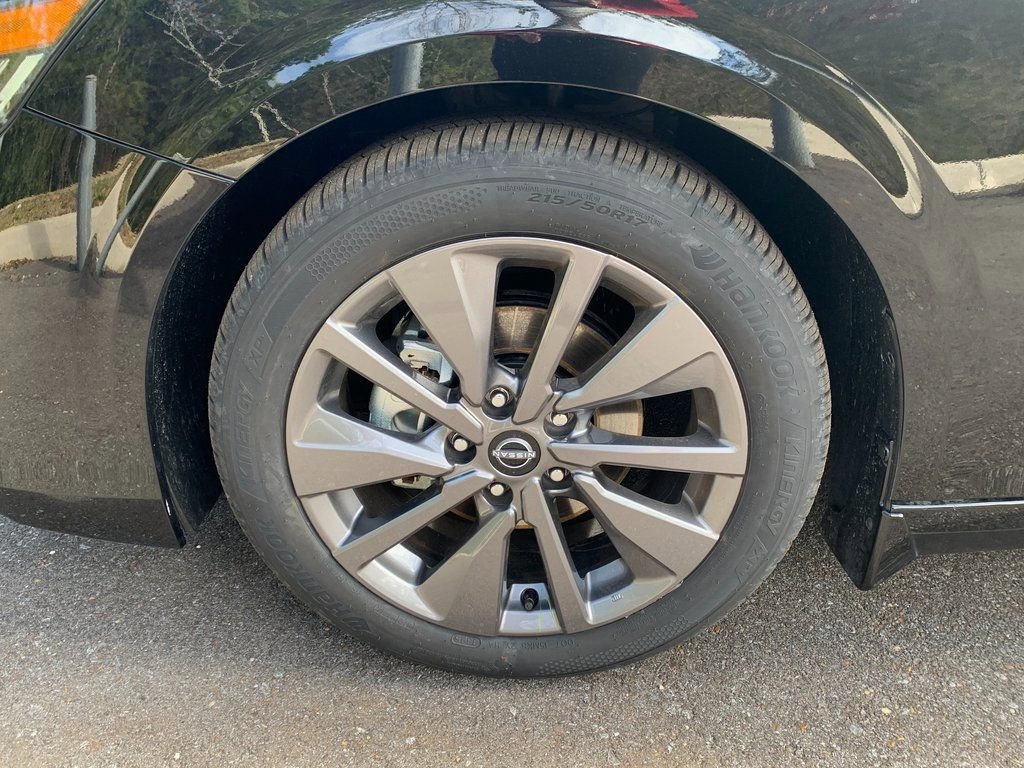 New 2026 Nissan Sentra SL w/ Floor Mat Package image 6