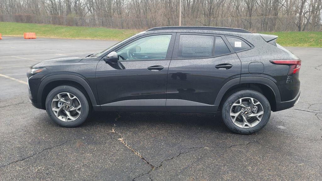 New 2026 Chevrolet Trax LT image 7