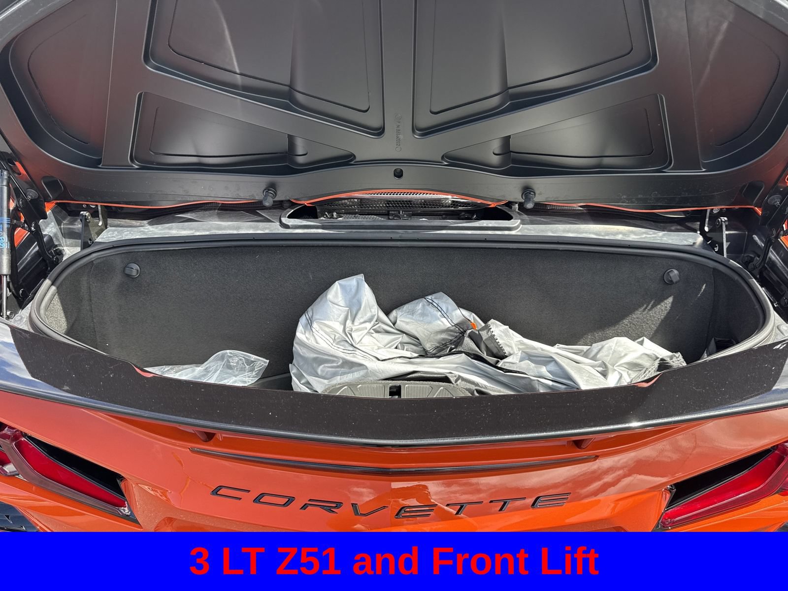 Used 2025 Chevrolet Corvette Stingray Premium Conv w/ Z51 Performance Package RWD image 13