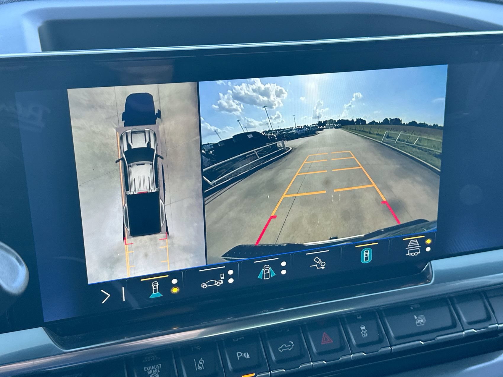 New 2026 Chevrolet Silverado 3500 High Country w/ Technology Package AWD/4WD image 15