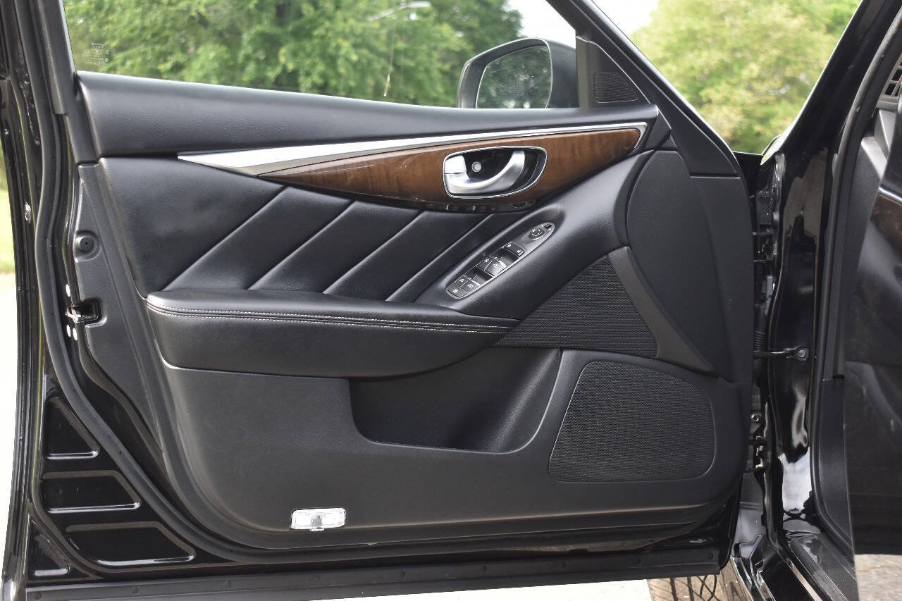 Used 2019 INFINITI Q50 Luxe AWD/4WD image 8