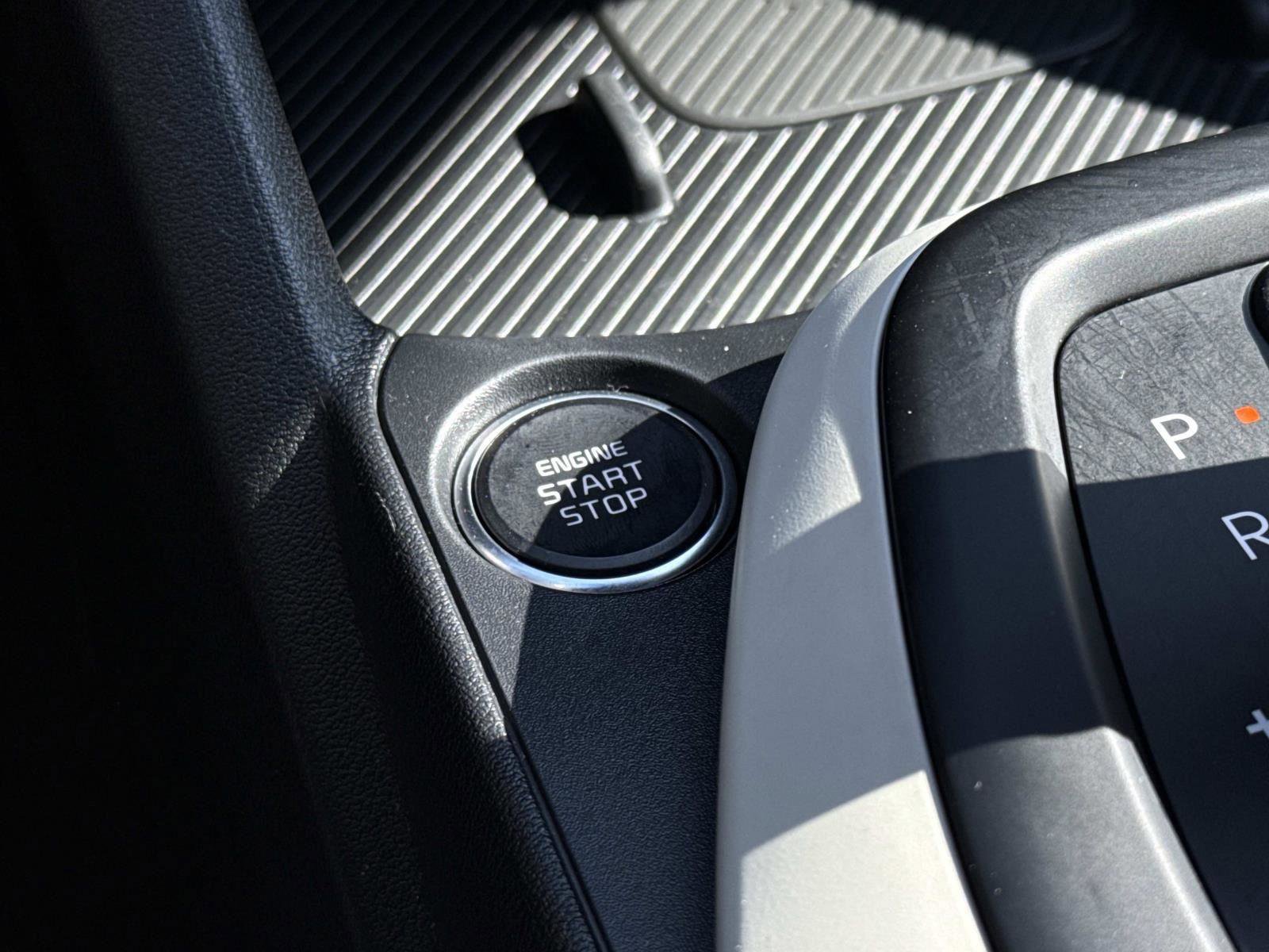 Used 2025 Kia K4 GT-Line image 13