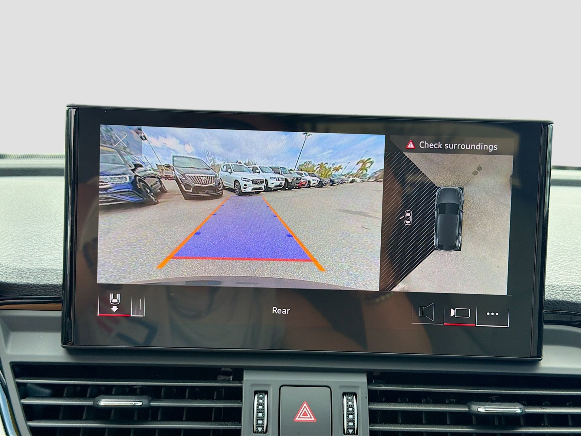 Used 2024 Audi Q5 e Premium Plus image 33