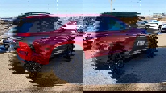 Certified 2024 Chevrolet Traverse RS image 8