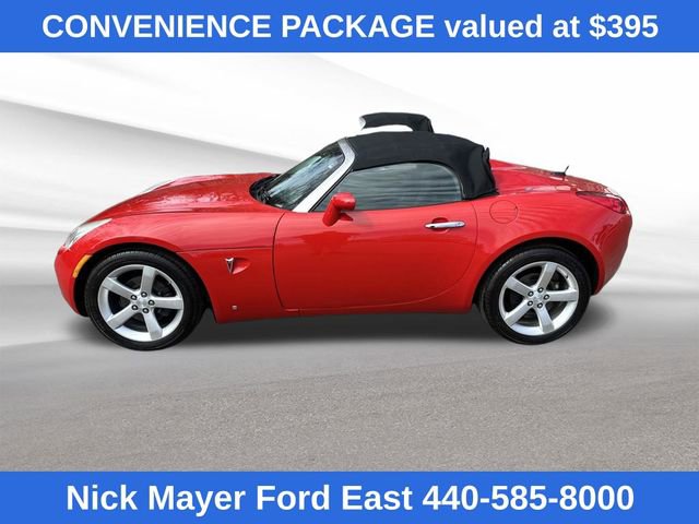 Used 2008 Pontiac Solstice Convertible w/ Convenience Package RWD image 4