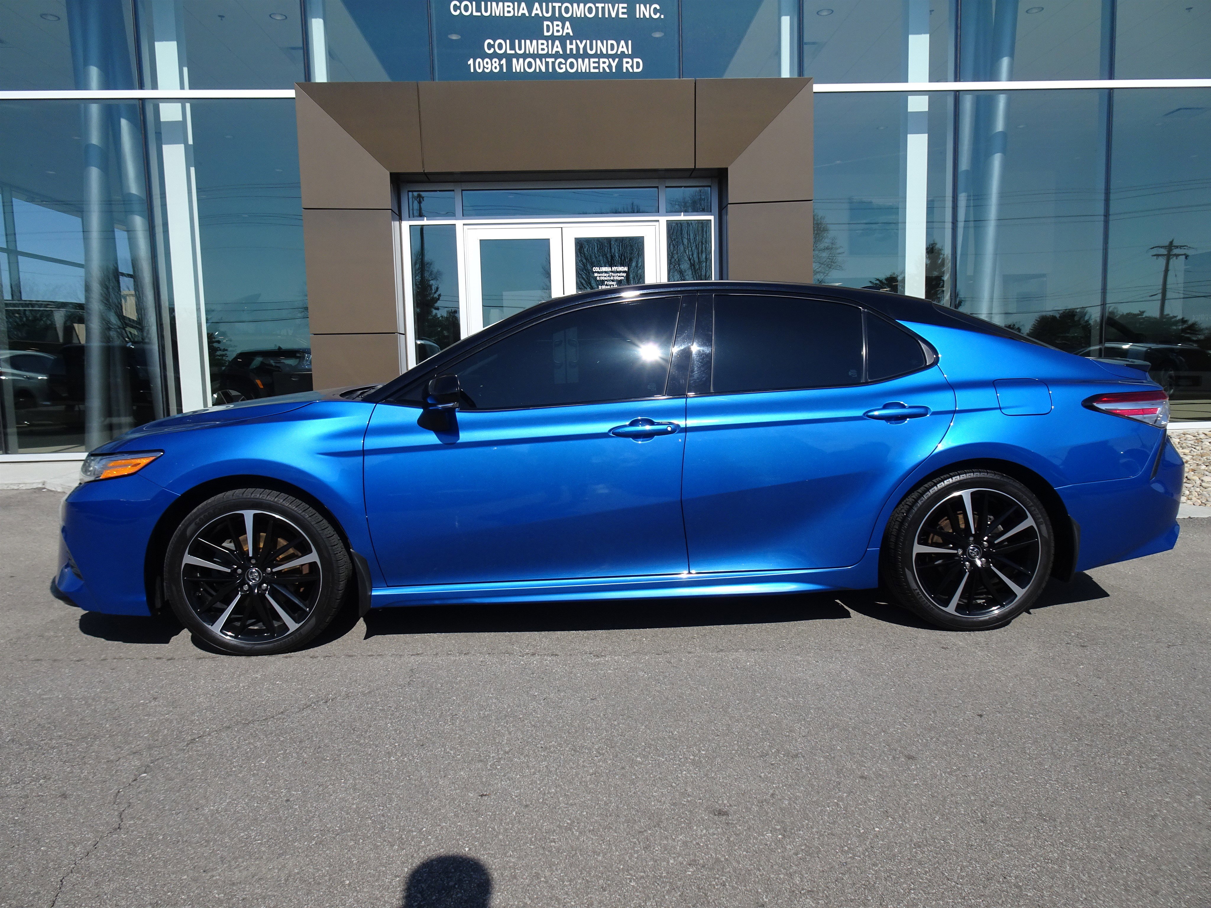 Used 2020 Toyota Camry XSE w/ Navigation Package image 2