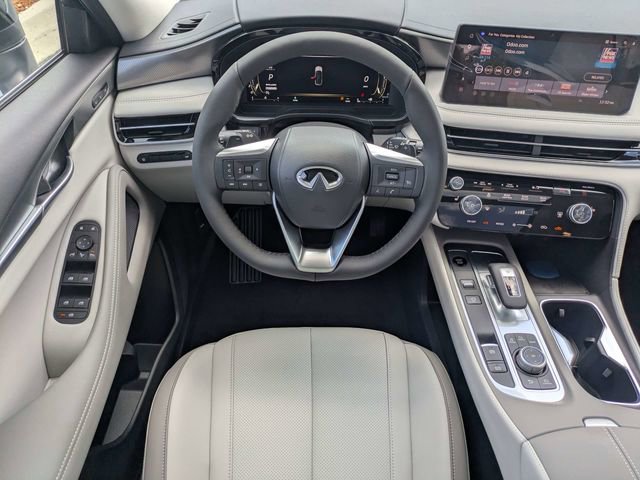 Used 2027 INFINITI QX60 Pure w/ Cargo Package FWD image 17