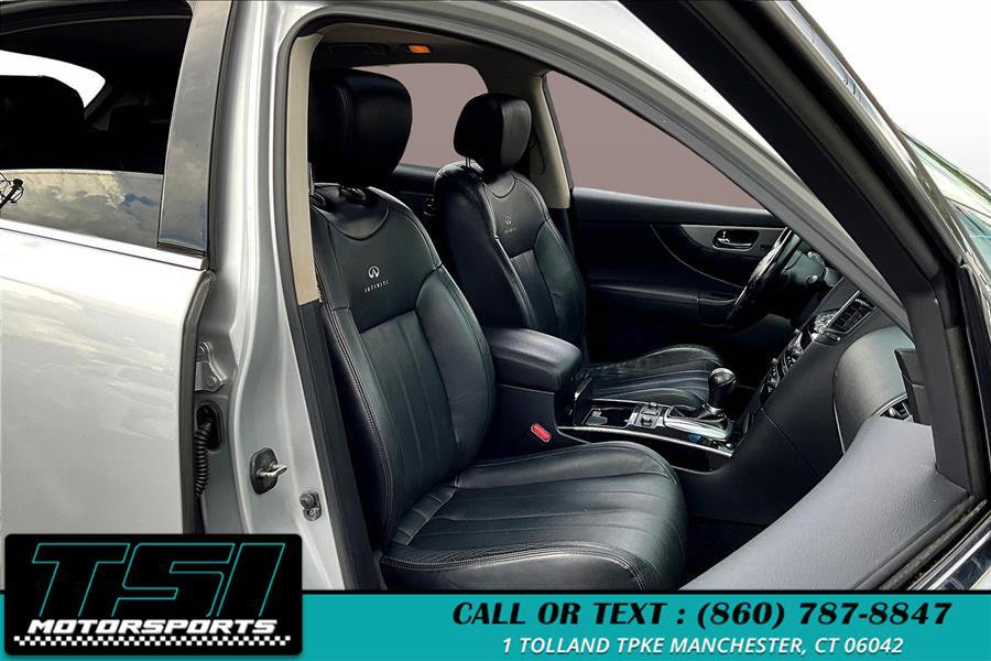 Used 2014 INFINITI QX70 AWD w/ Premium Package image 7