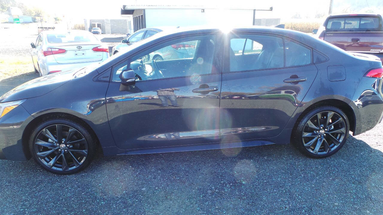 Used 2024 Toyota Corolla SE image 14