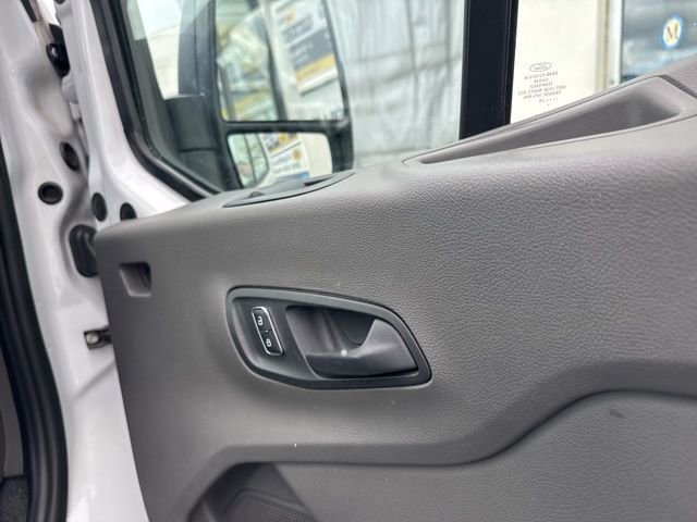 Used 2024 Ford Transit 250 Low Roof w/ Exterior Upgrade Package RWD image 18