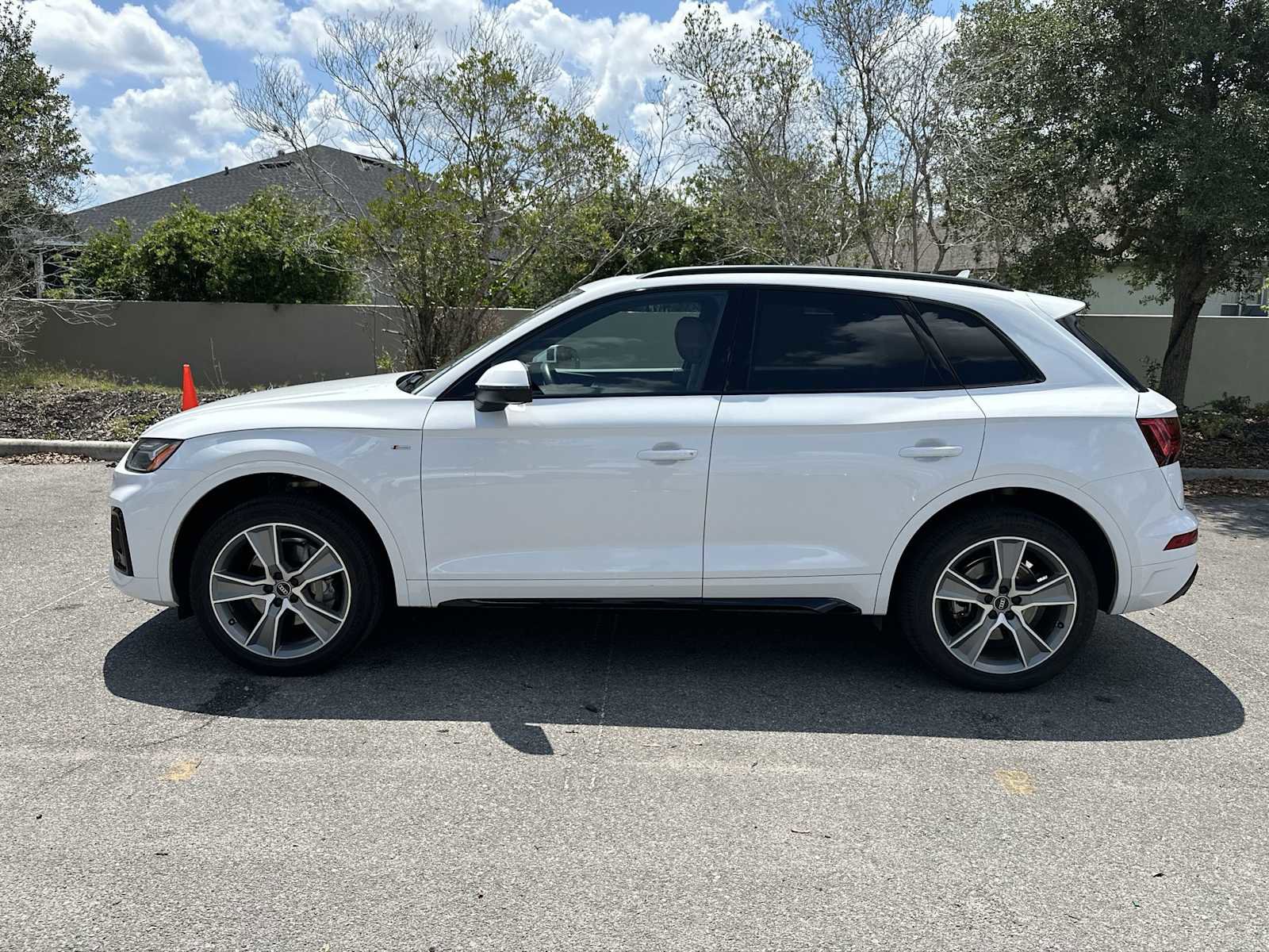 Used 2025 Audi Q5 2.0T Premium AWD/4WD image 3