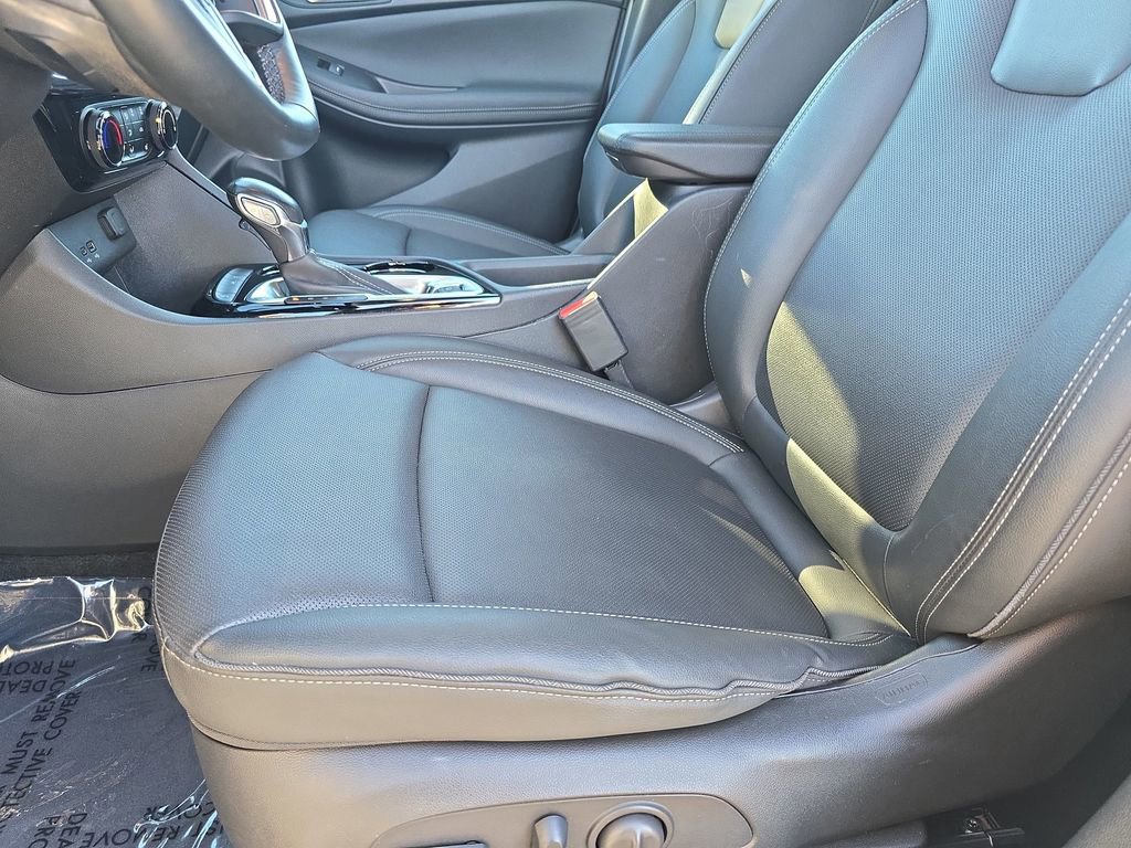 Used 2024 Buick Encore GX Sport Touring w/ Comfort Package image 30
