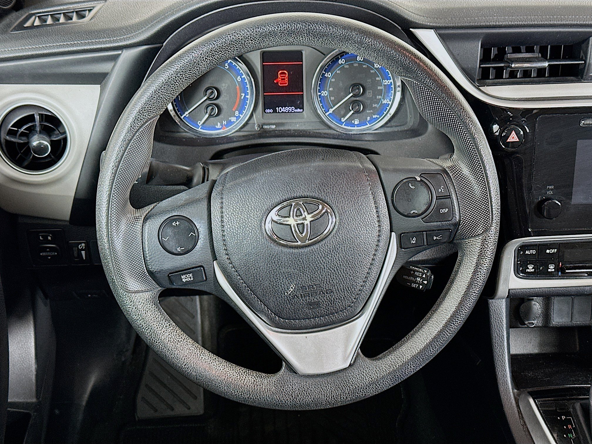 Used 2017 Toyota Corolla LE w/ Carpet Mat Package (TMS) FWD image 18