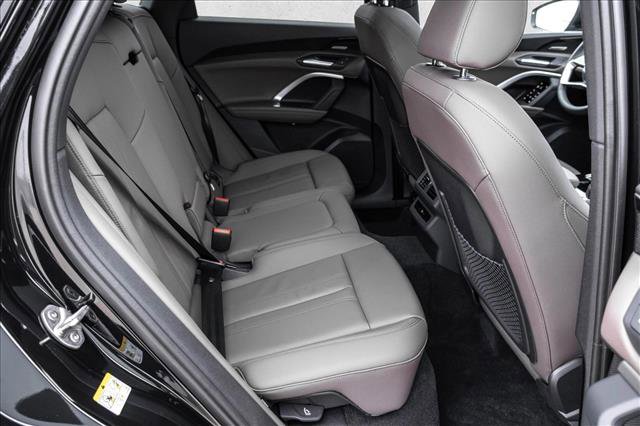 New 2025 Audi Q5 Premium Plus image 23