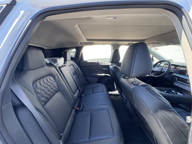 New 2026 Nissan Murano Platinum AWD/4WD image 16