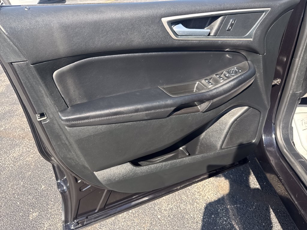 Used 2024 Ford Edge SEL w/ Convenience Package AWD/4WD image 28