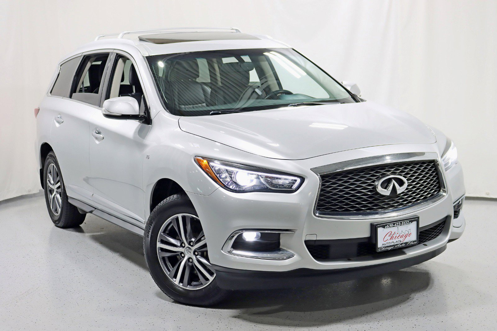 Used 2017 INFINITI QX60 Luxe AWD/4WD image 6