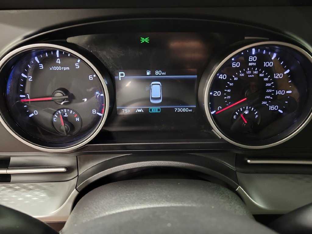 Used 2023 Kia Carnival LX FWD image 26