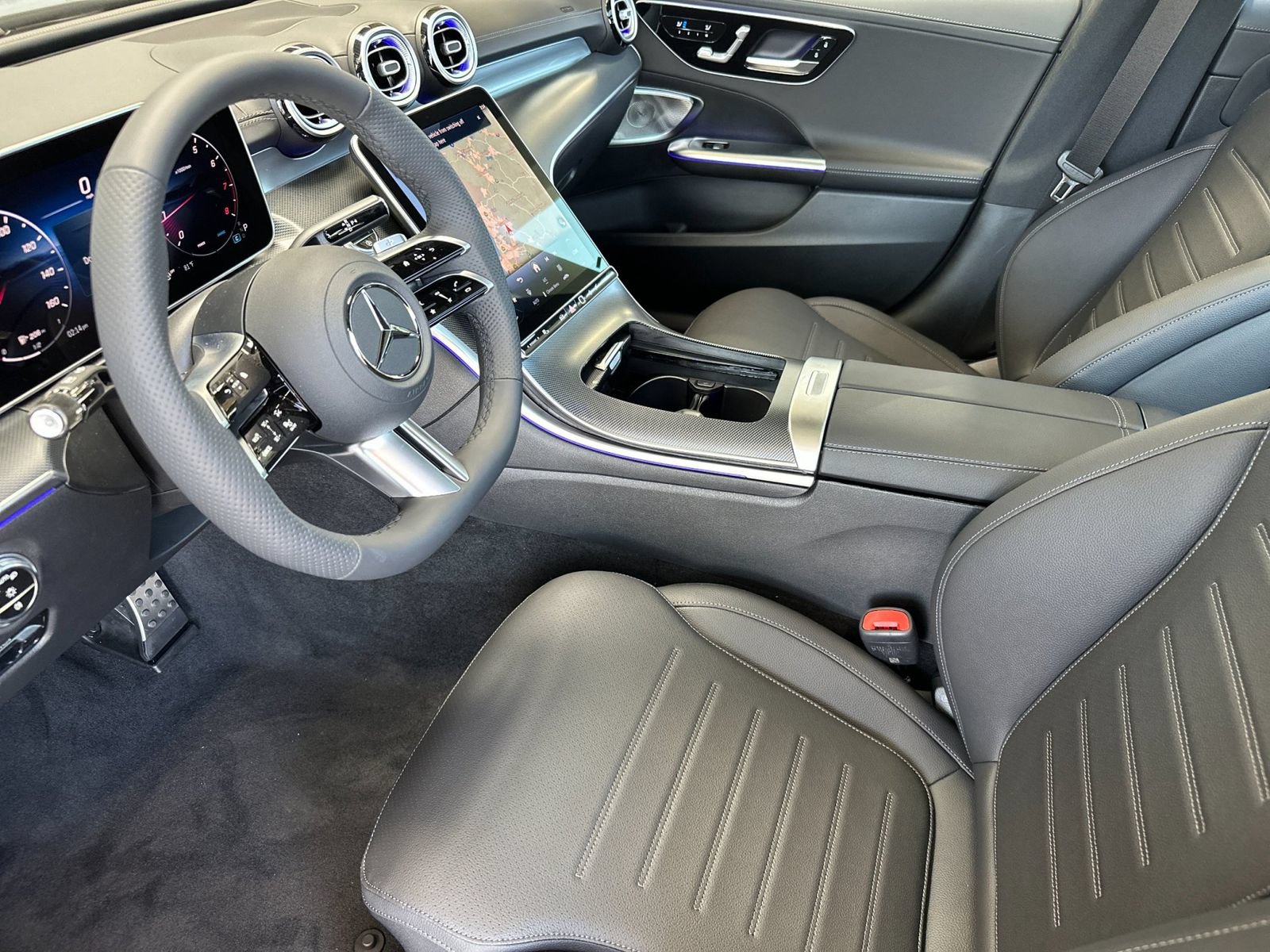 Used 2025 Mercedes-Benz C 300 4MATIC Sedan image 10