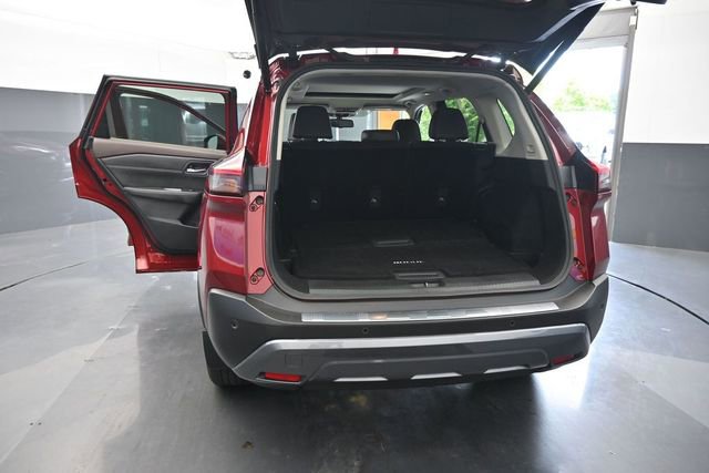 Used 2023 Nissan Rogue SL FWD image 8