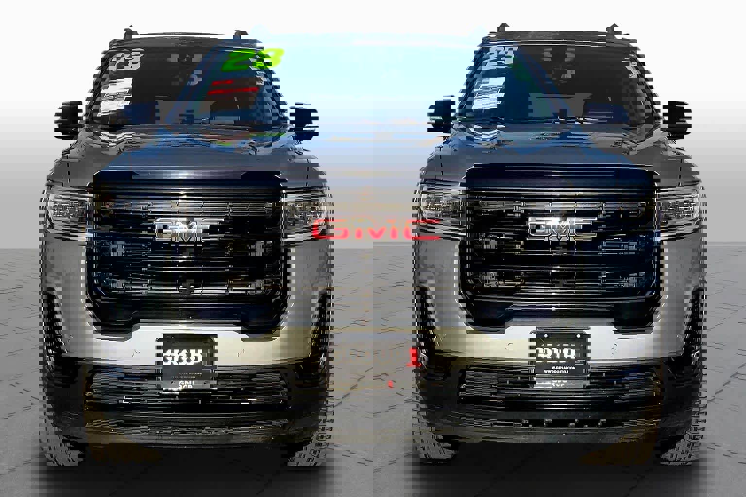 Used 2023 GMC Acadia SLE w/ Elevation Edition image 3