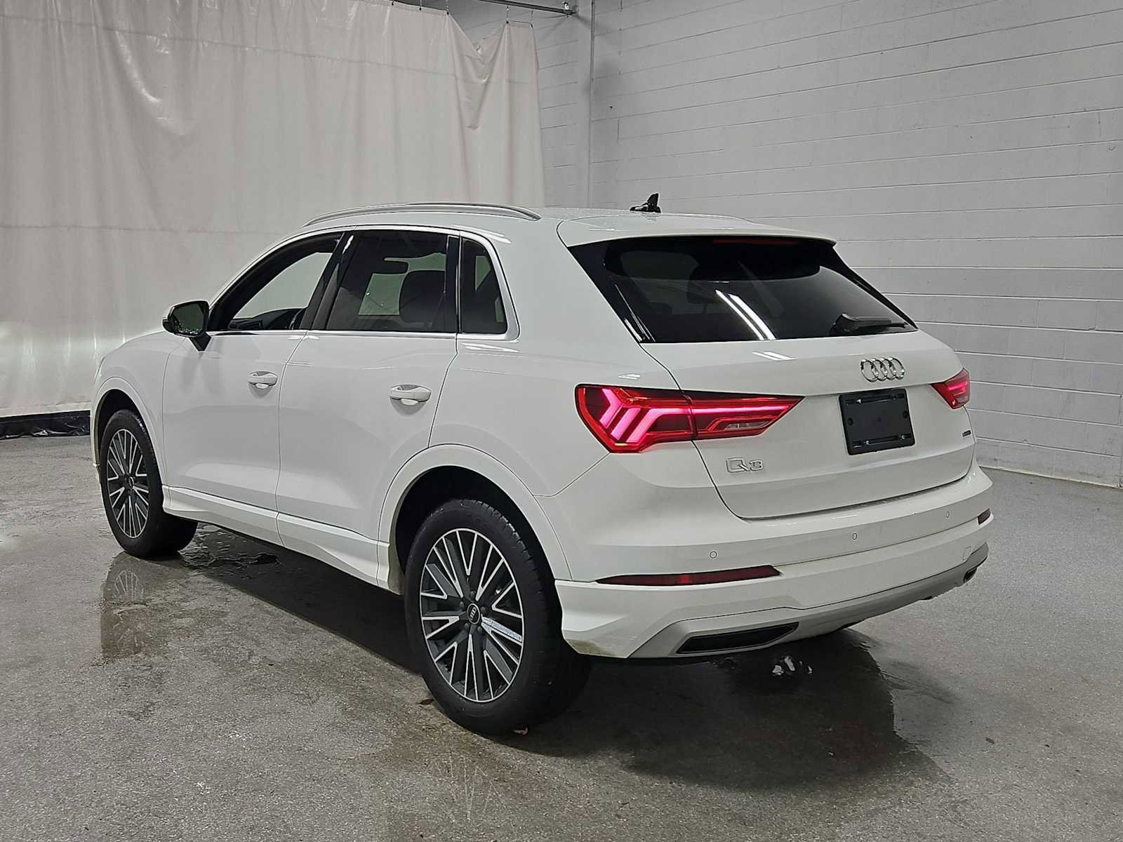 Used 2022 Audi Q3 2.0T Premium image 4
