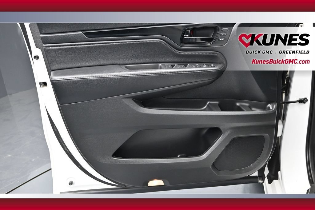 Used 2022 Honda Odyssey Touring image 18