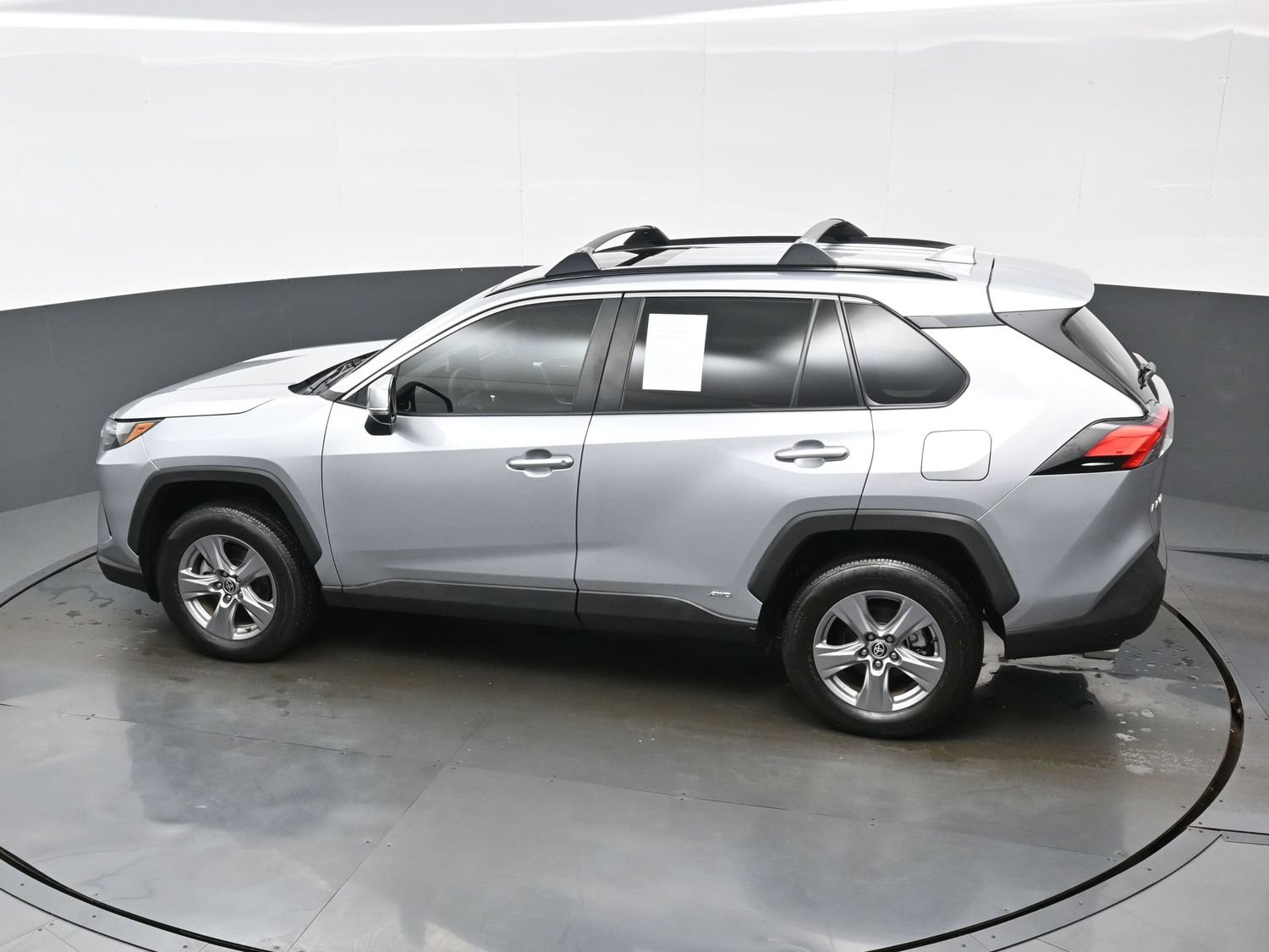 Used 2022 Toyota RAV4 XLE w/ Convenience Package AWD/4WD image 37