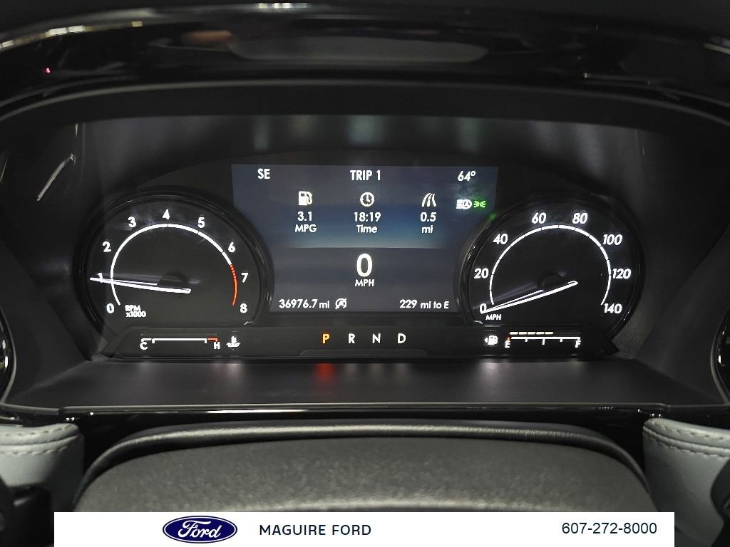 Used 2021 Lincoln Corsair AWD w/ Premium Package image 25