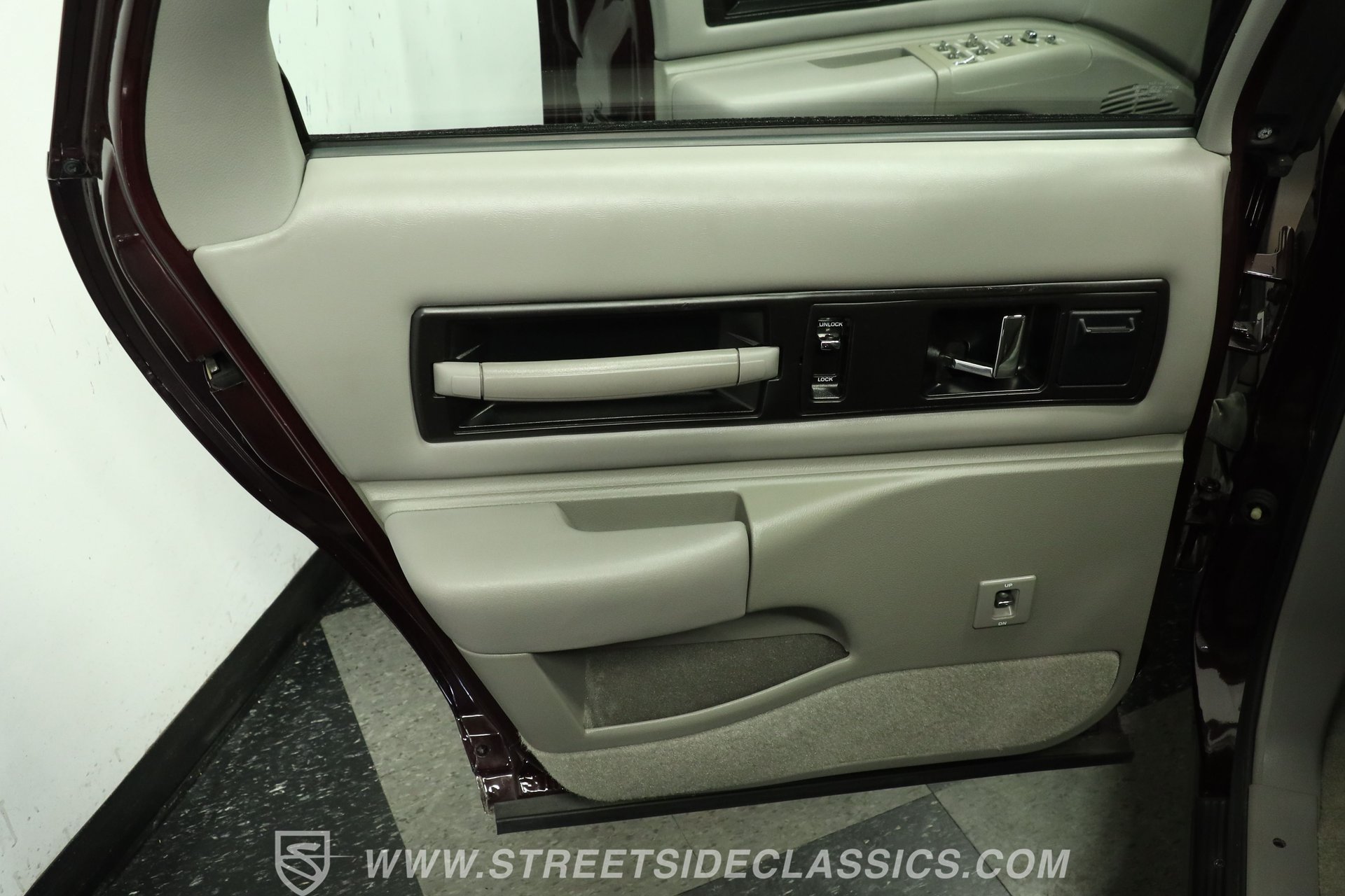 Used 1996 Chevrolet Impala SS RWD image 34