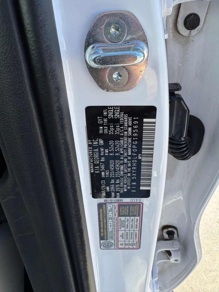 Used 2023 Kia Sorento X-Line EX image 36