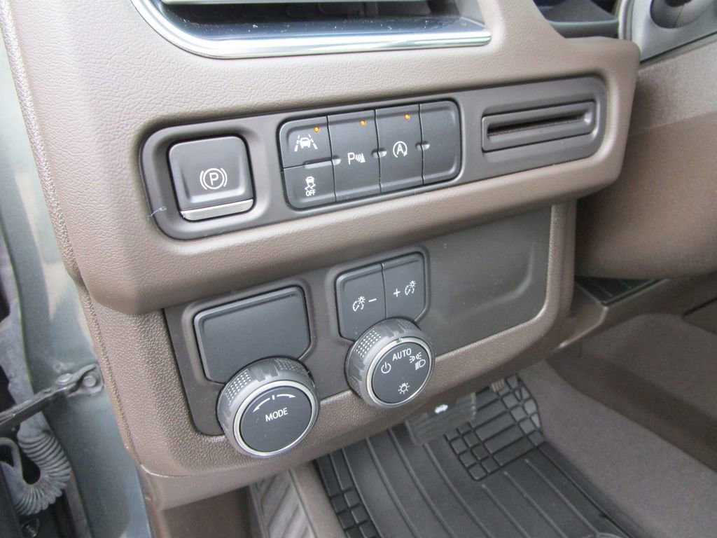Used 2023 Chevrolet Tahoe LT image 29