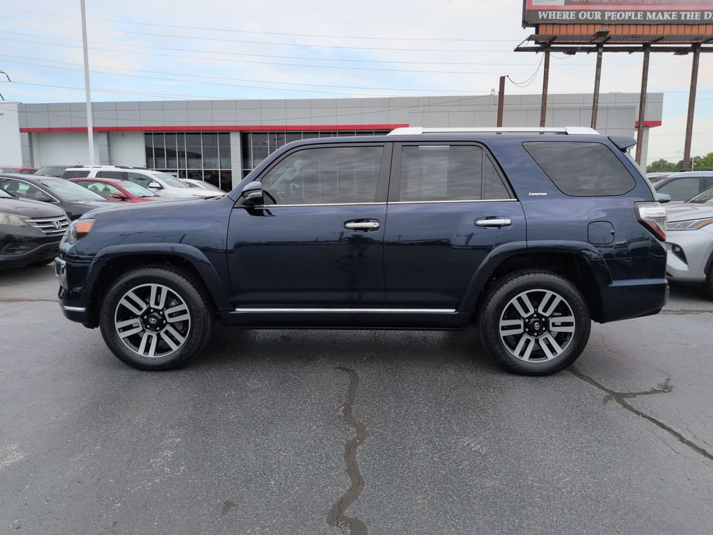 Certified 2024 Toyota 4Runner Limited AWD/4WD image 2