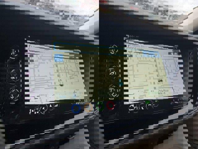 Used 2022 Buick Envision Avenir w/ Technology Package II image 25