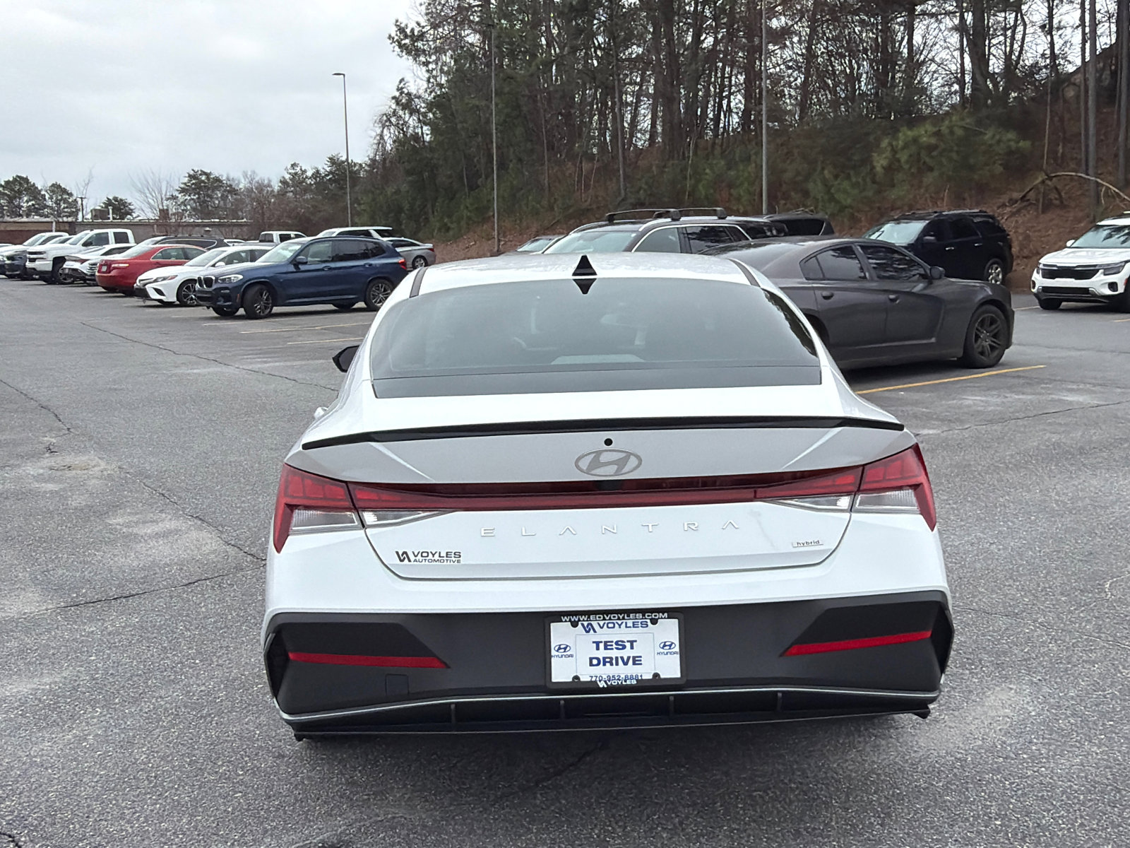Certified 2025 Hyundai Elantra SEL FWD image 6