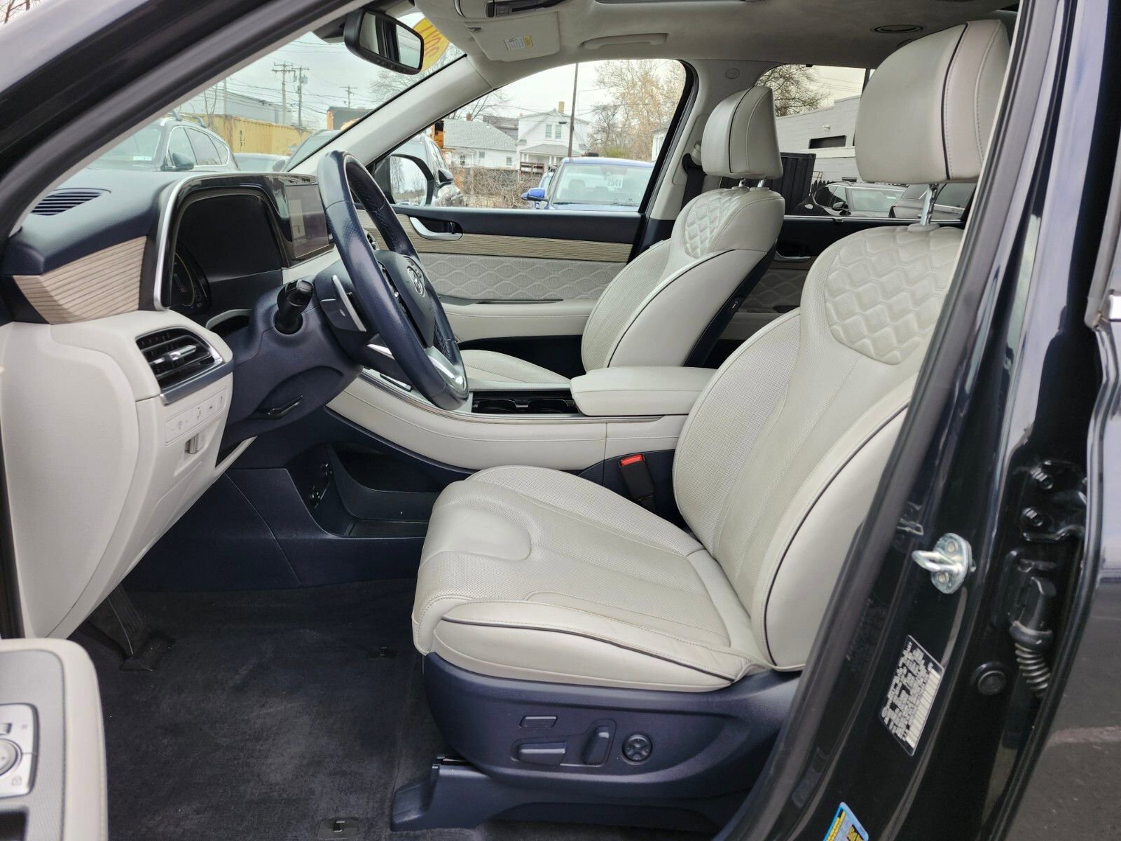 Used 2021 Hyundai Palisade Calligraphy image 19