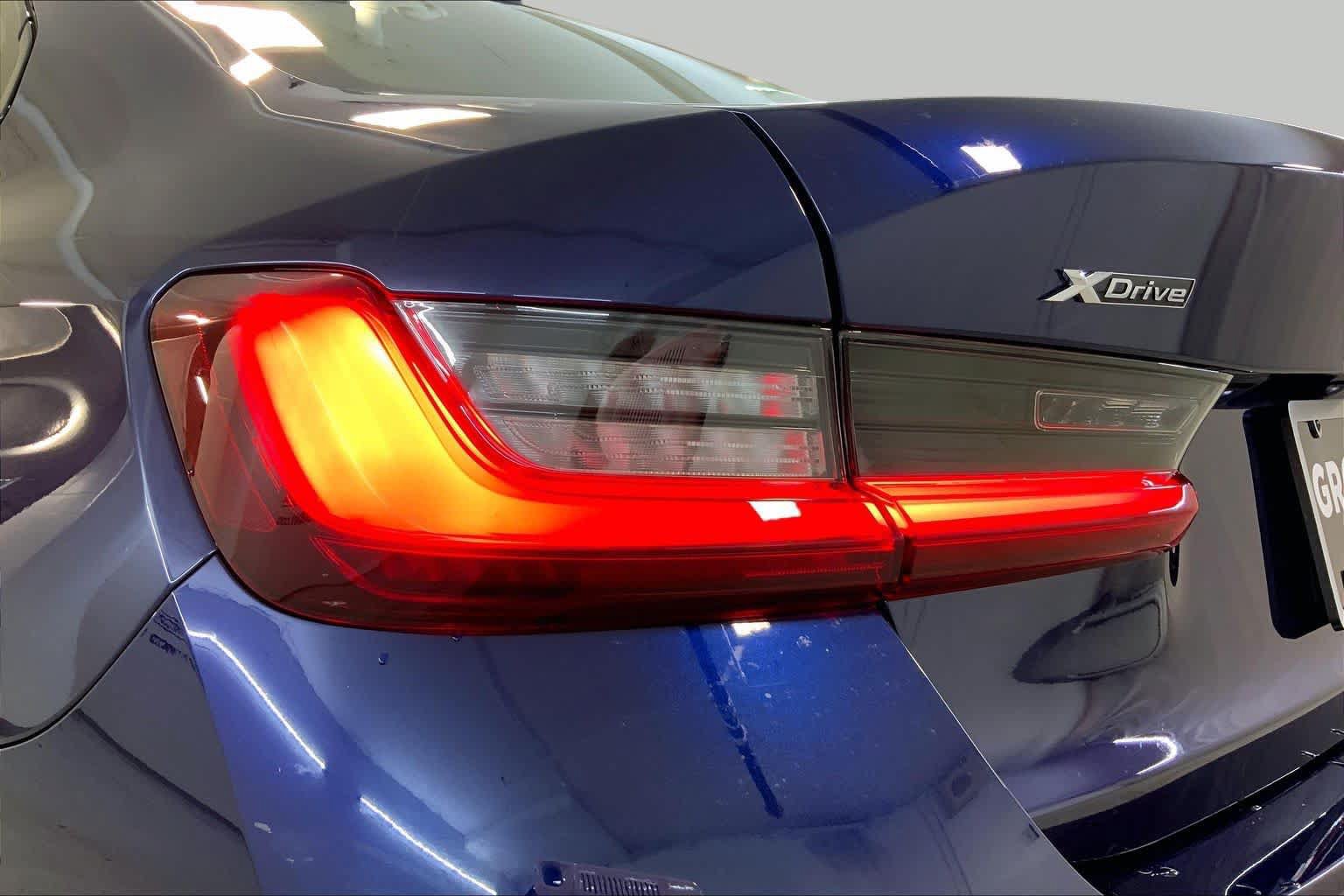Certified 2023 BMW 330e xDrive w/ Premium Package AWD/4WD image 28