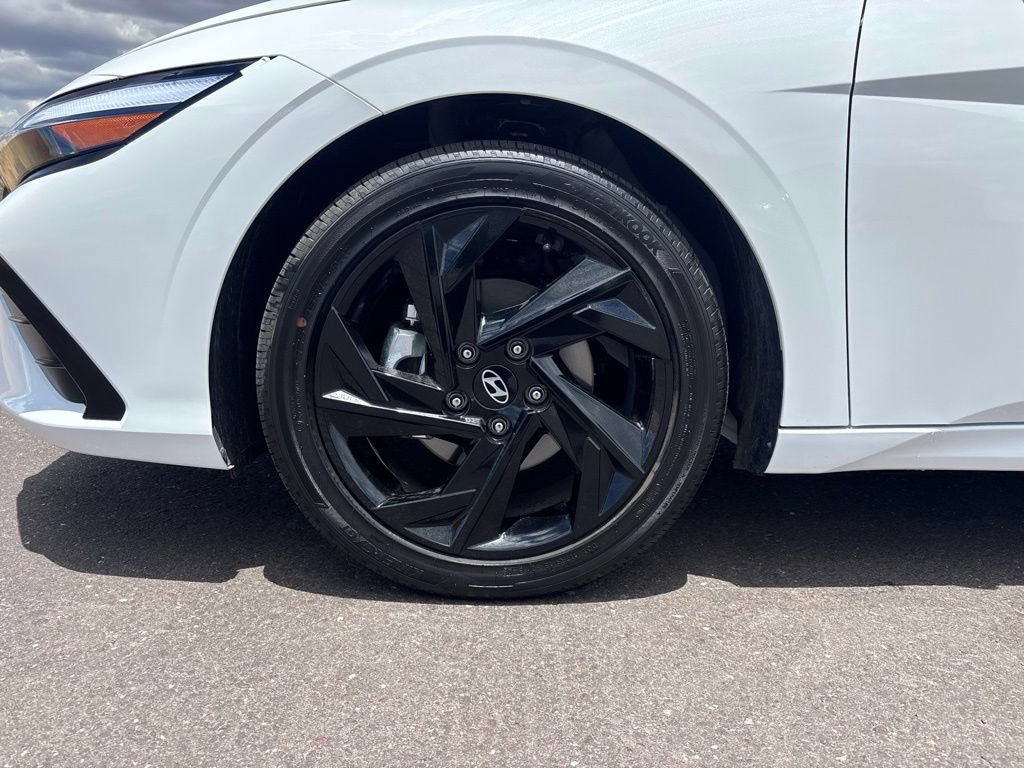 Certified 2026 Hyundai Elantra SEL Sport Premium FWD image 38