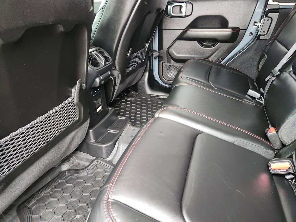 Used 2024 Jeep Wrangler Unlimited Rubicon image 30