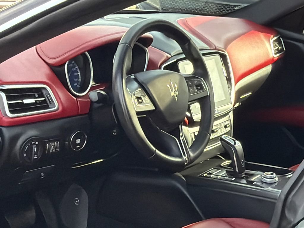 Used 2019 Maserati Ghibli S Q4 image 16