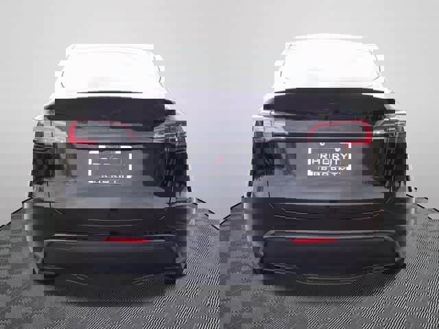 Used 2025 Tesla Model Y Long Range image 3
