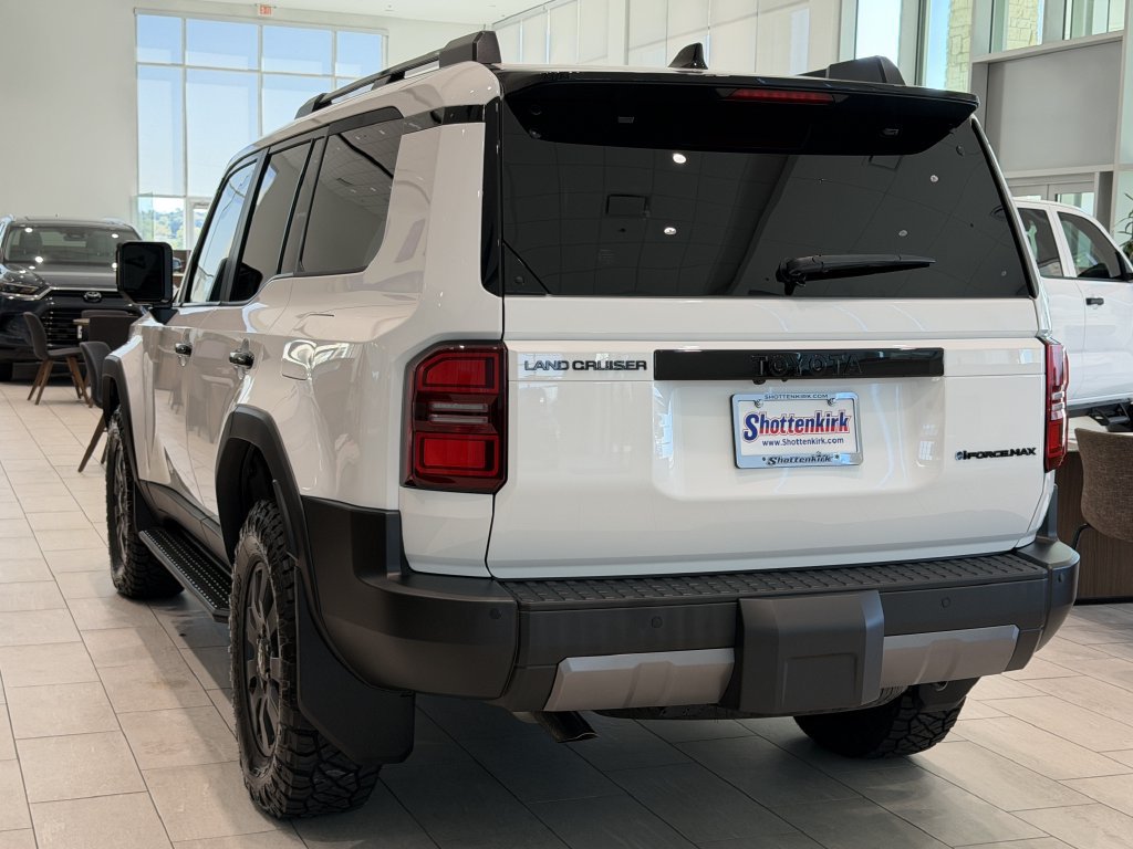 Used 2026 Toyota Land Cruiser w/ Premium Package AWD/4WD image 4