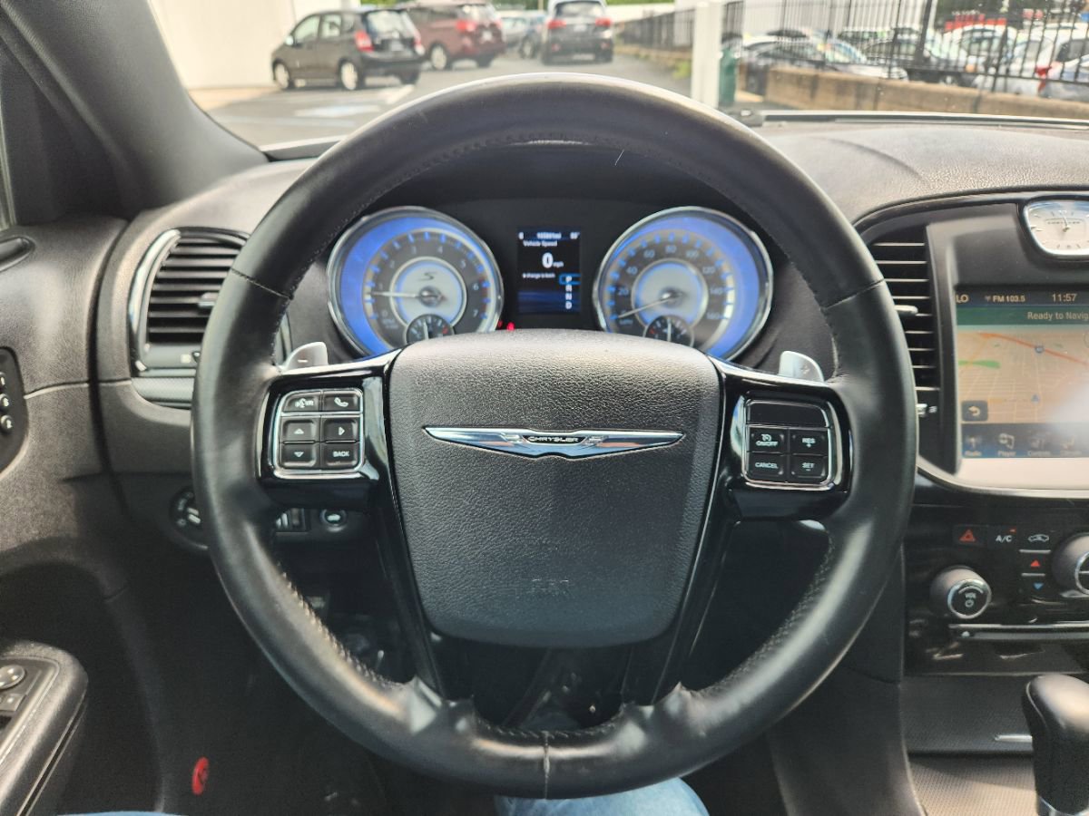 Used 2014 Chrysler 300 S w/ Luxury Group RWD image 18