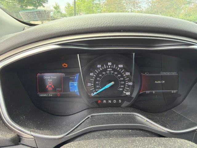 Used 2015 Ford Fusion SE w/ Equipment Group 202A FWD image 28