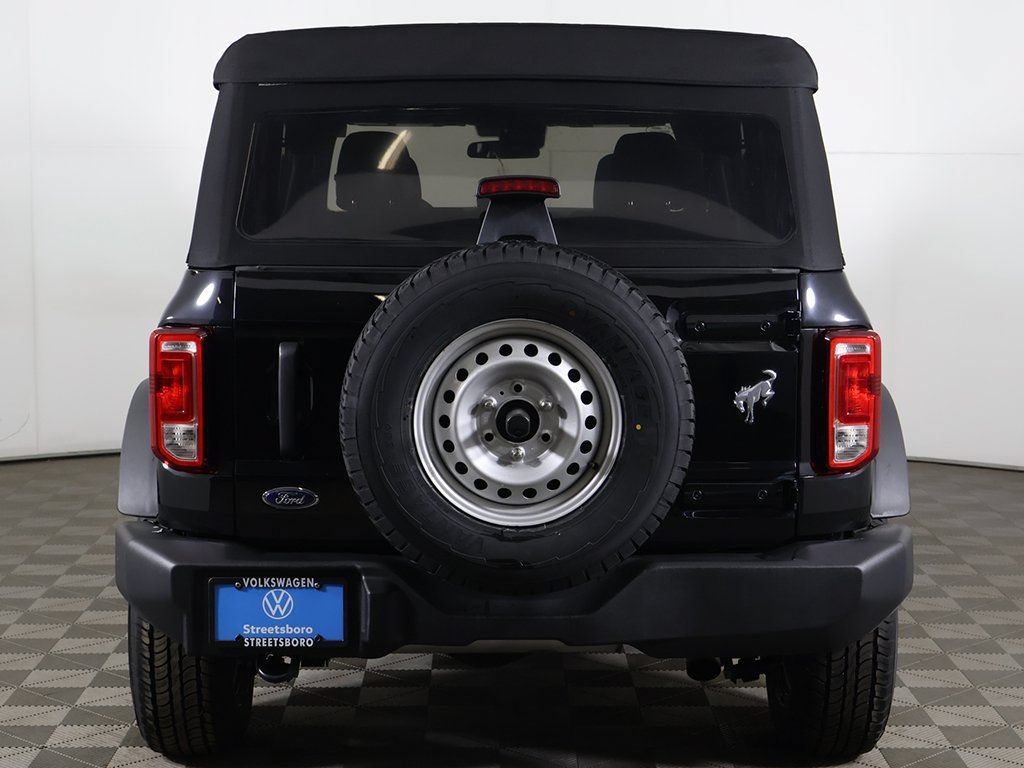 Used 2023 Ford Bronco 4-Door AWD/4WD image 9