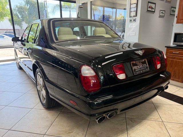 Used 2005 Bentley Arnage T RWD image 4