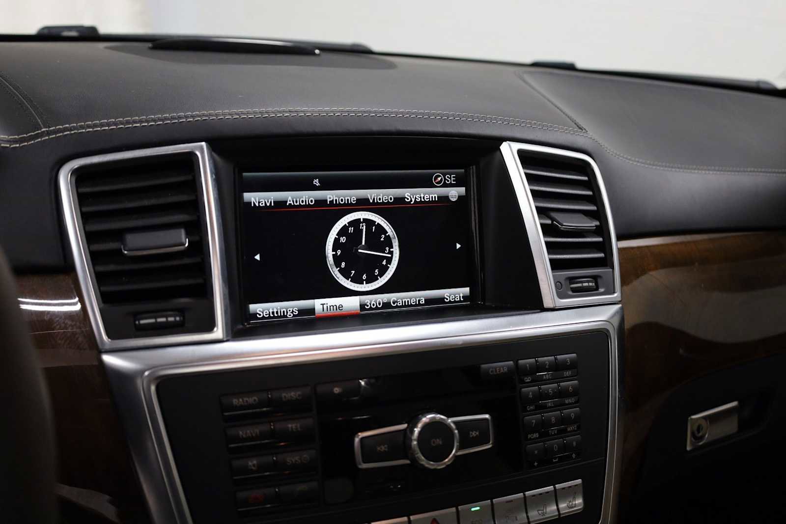 Used 2014 Mercedes-Benz ML 63 AMG 4MATIC image 28