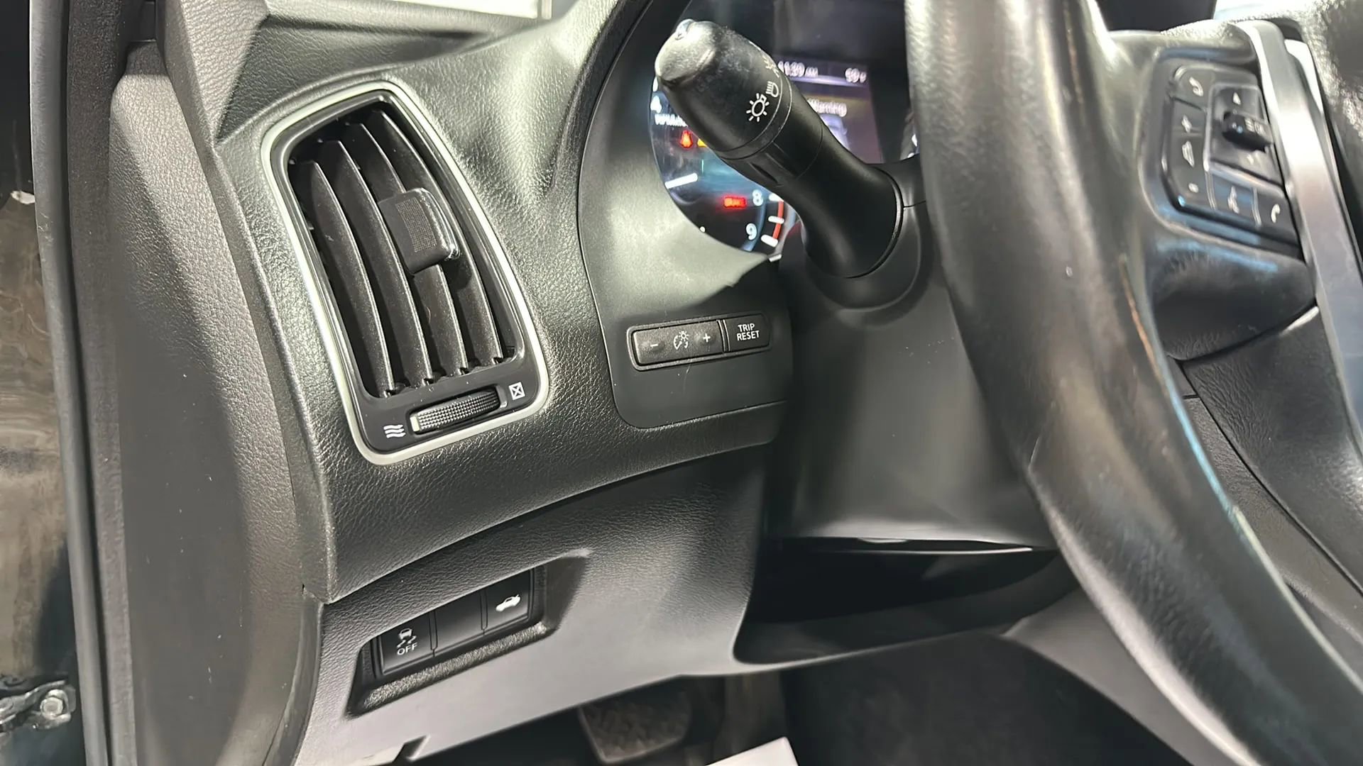Used 2018 INFINITI Q50 Sport image 27