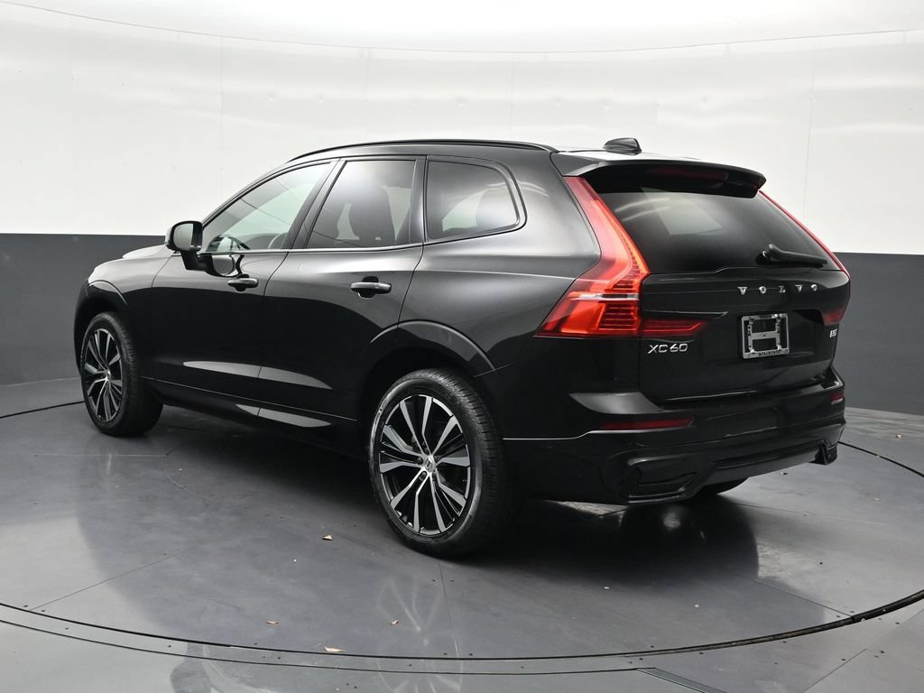 Certified 2024 Volvo XC60 B5 Plus w/ Climate Package AWD/4WD image 3